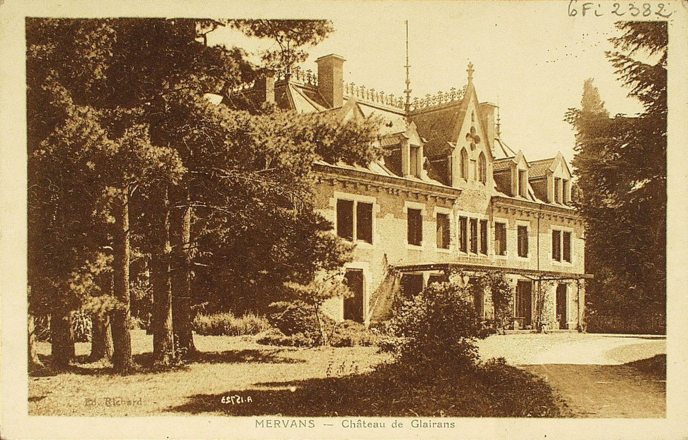 Mervans. Château de Glairans.