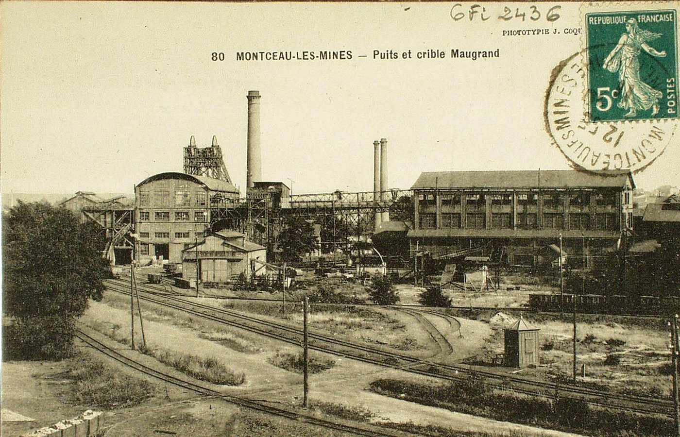Montceau-les-Mines. Puits et crible Maugrand.