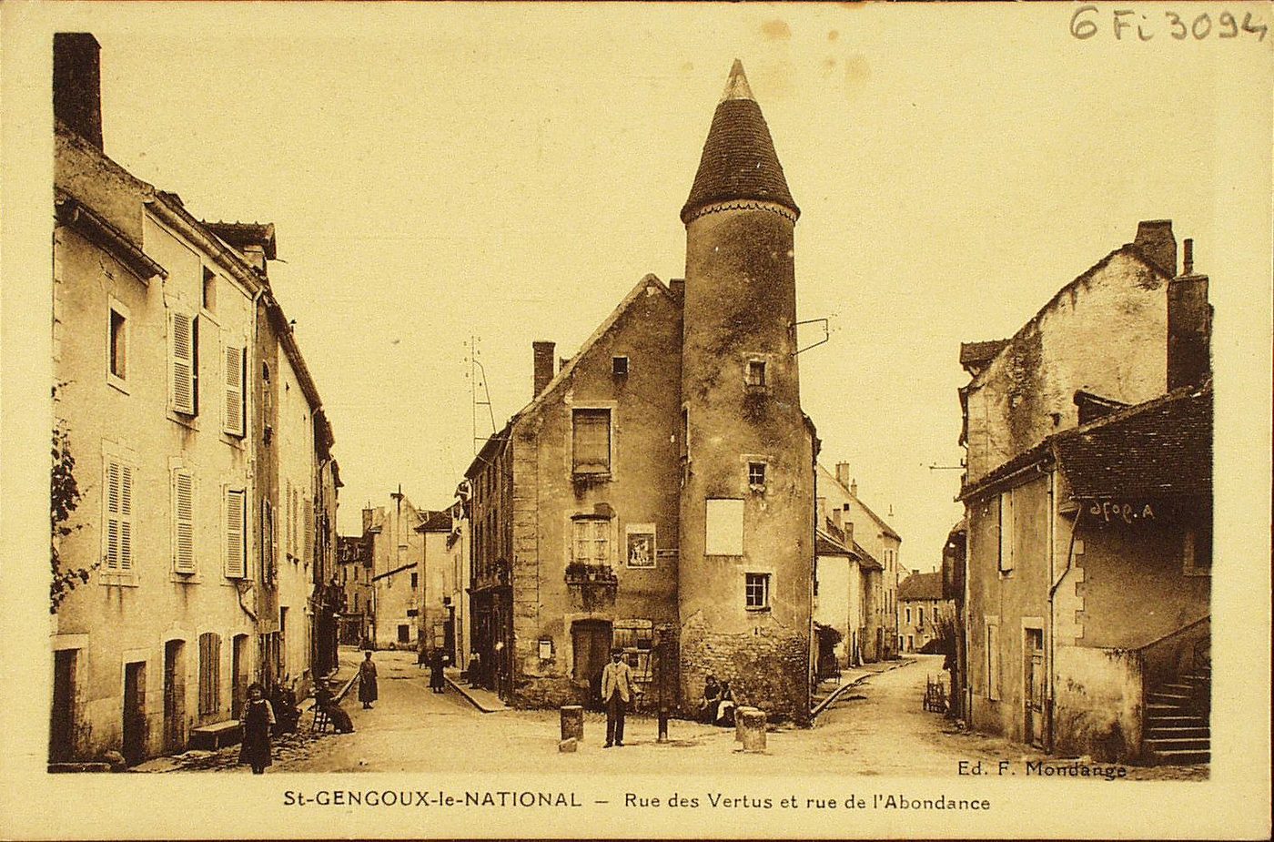Saint-Gengoux-le-National. Rue des Vertus et rue de l'Abondance.