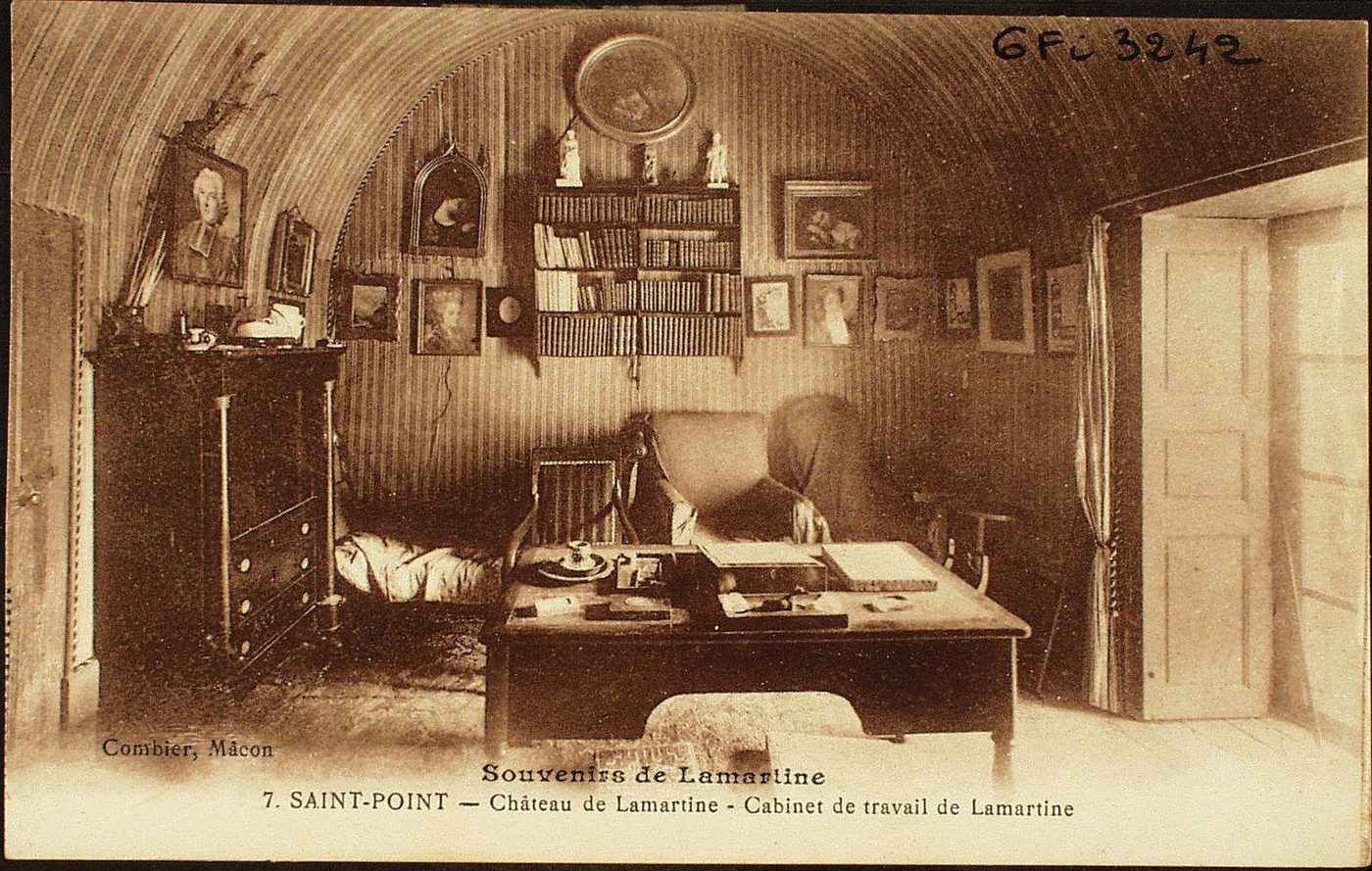 Souvenirs de Lamartine. Saint-Point. Château de Lamartine. Cabinet de travail de Lamartine.