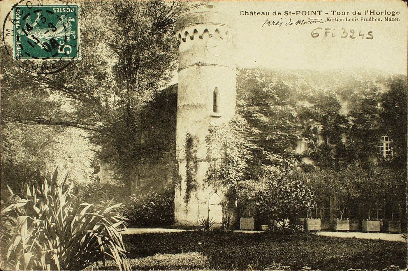 Château de Saint-Point. Tour de l'horloge.