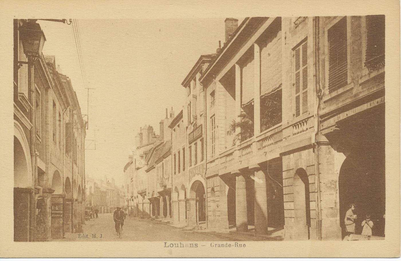 Louhans. Grande Rue.