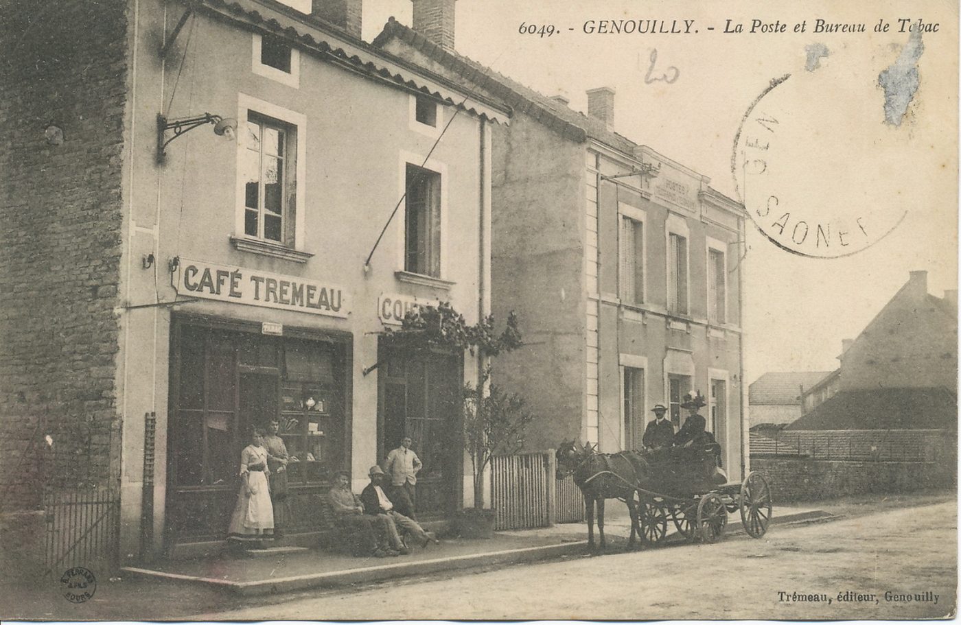 Genouilly. La poste et bureau de tabac.