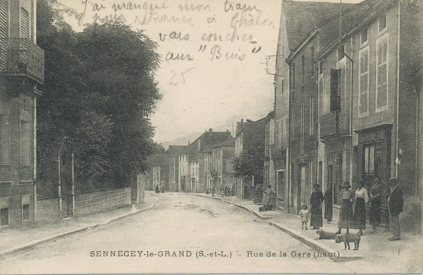 Sennecey-le-Grand. Rue de la Gare (haut).