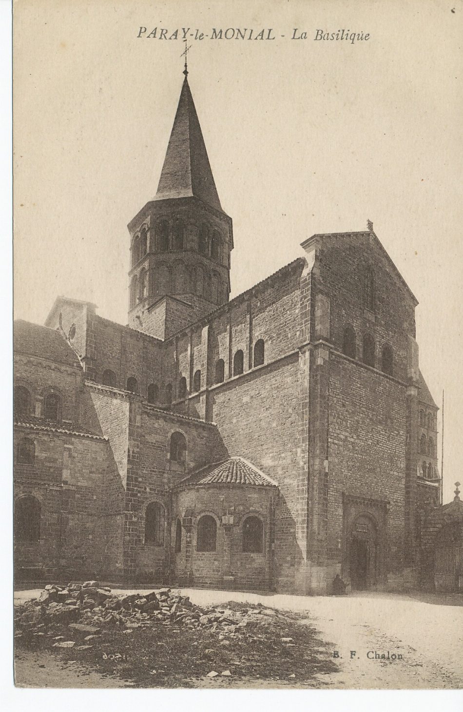 Paray-le-Monial. La basilique.