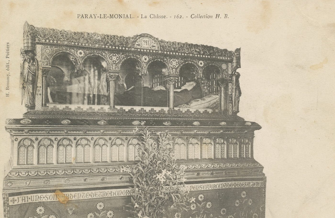 Paray-le-Monial. La châsse. - 162. -Collection H.B.