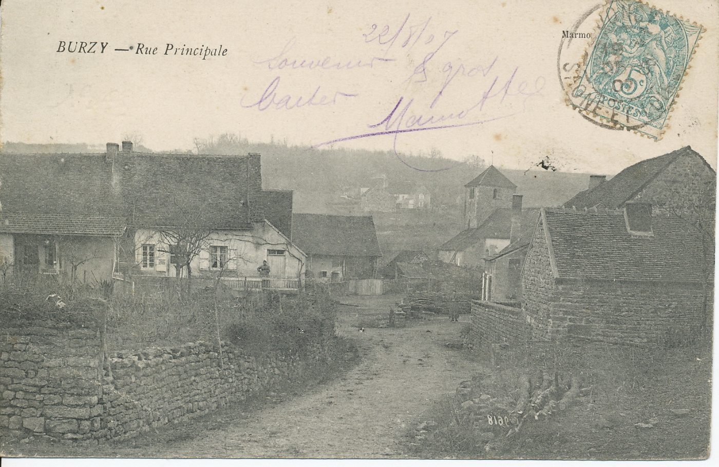 Burzy. Rue principale.
