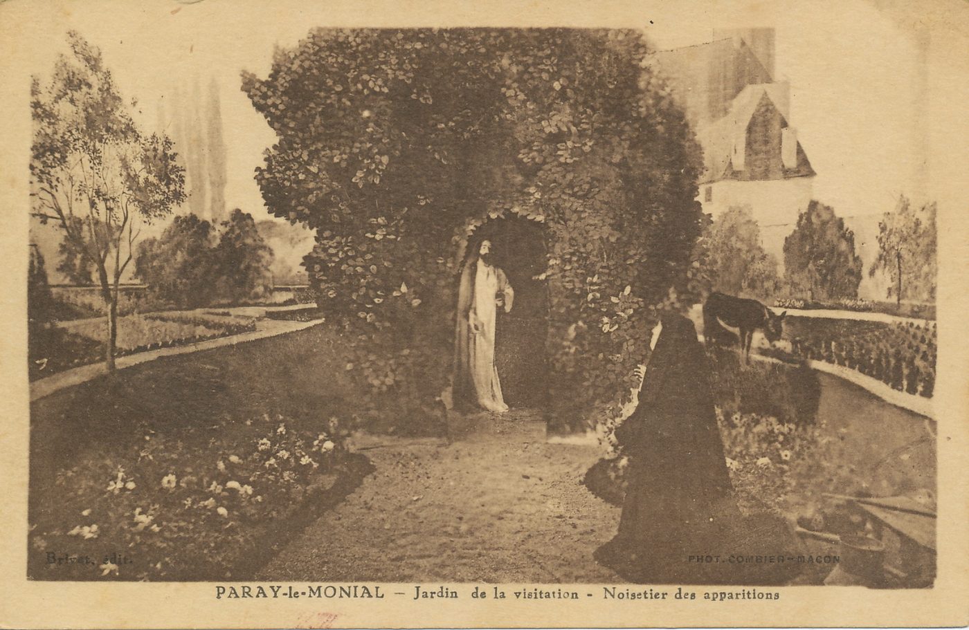 Paray-le-Monial. Jardin de la Visitation.
