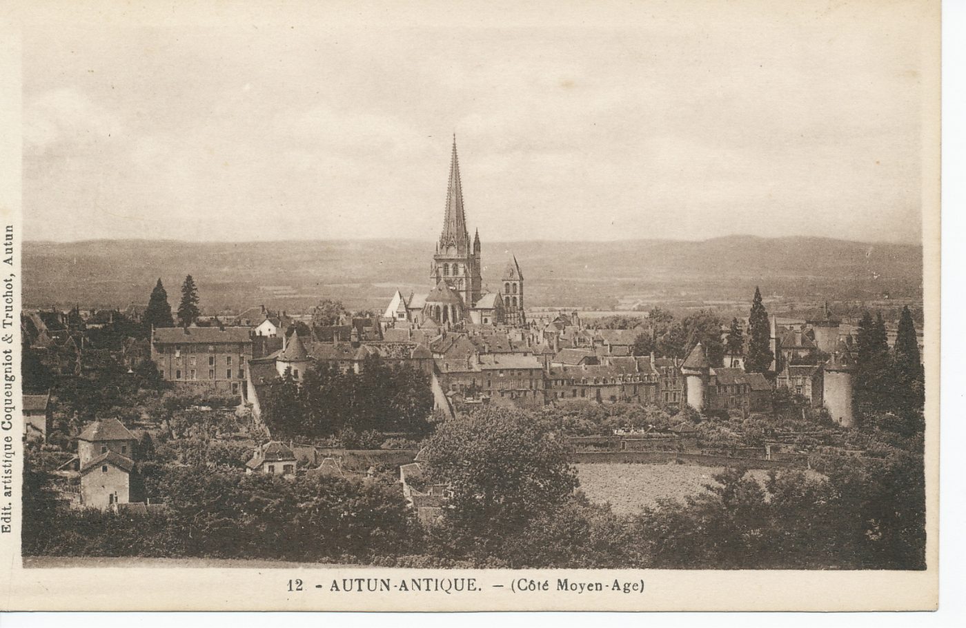 Autun-antique. (Côté Moyen-Age).