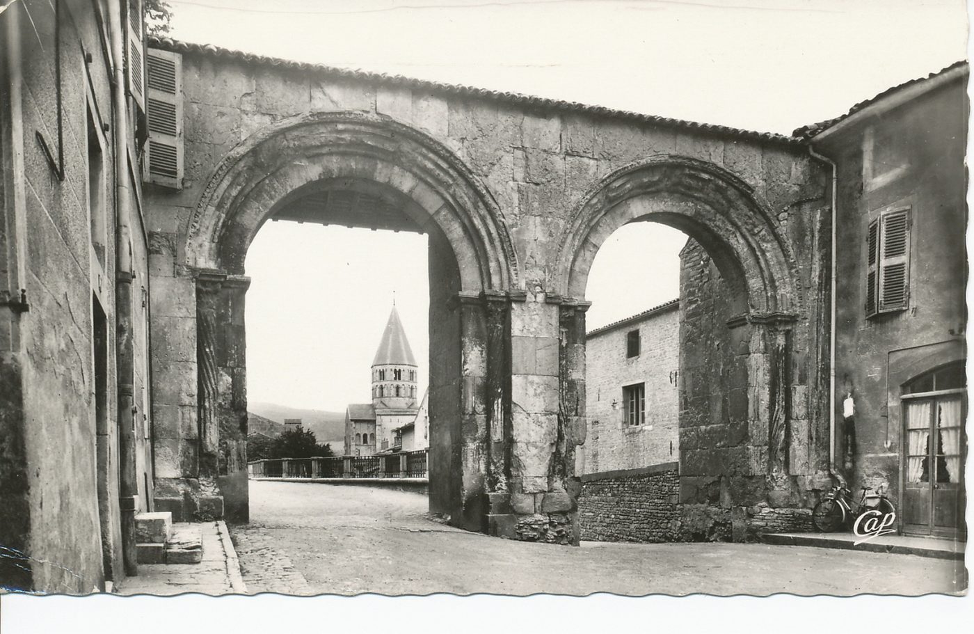 Cluny. Porte d'entrée de l'abbaye.