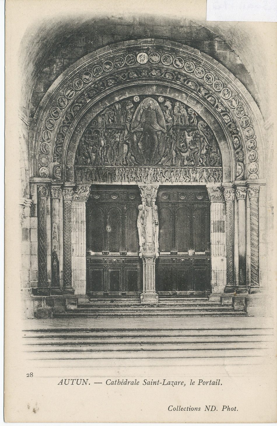 Autun. Cathédrale Saint-Lazare, le portail.