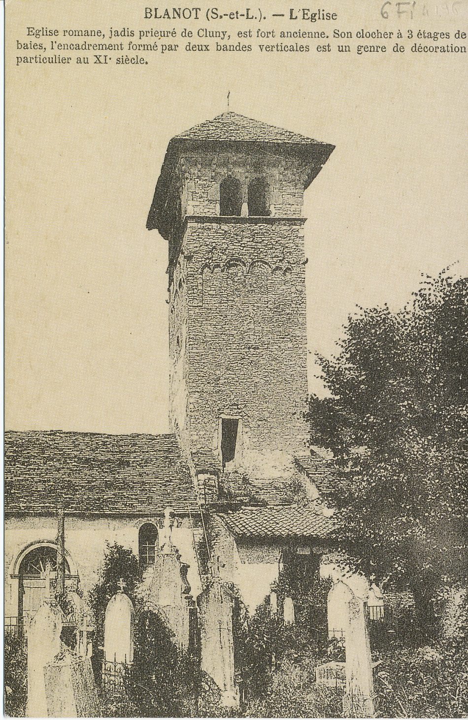 Blanot.- Eglise romane, jadis prieuré de Cluny, est fort ancienne. Son clocher à 3 étages de baies, l'encadrement formé par deux bandes verticales est un genre de décoration particulier au XIe s.