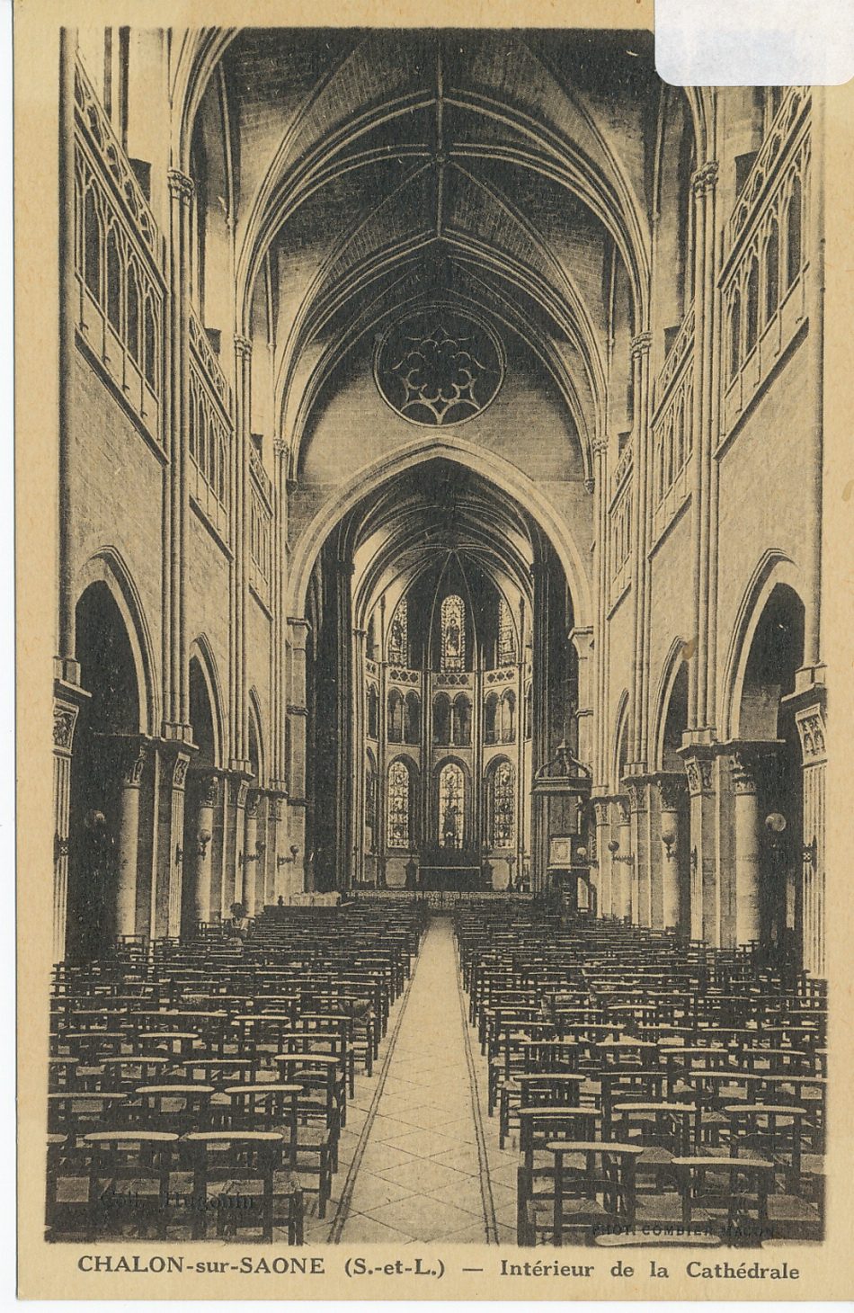 Chalon-sur-Saône. Intérieur de la cathédrale.