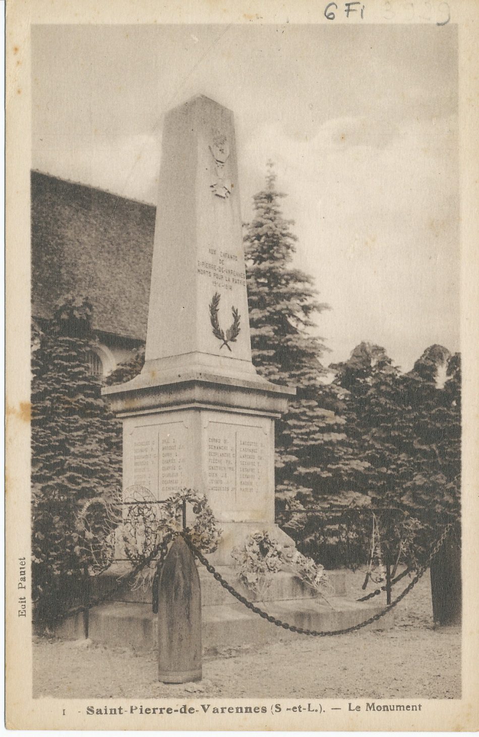 Saint-Pierre-de-Varennes. Le monument.