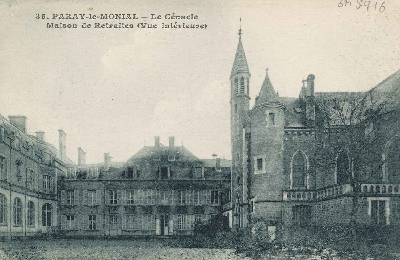 Paray-le-Monial. Le cénacle. Maison de retraites (vue intérieure).