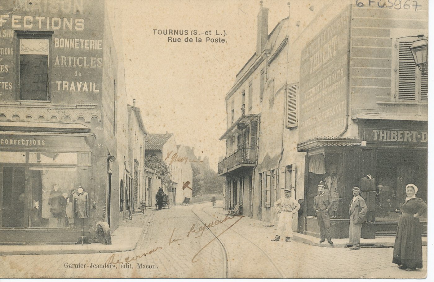 Tournus. Rue de la Poste.