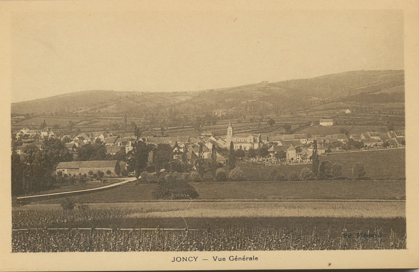 Joncy. Vue générale.