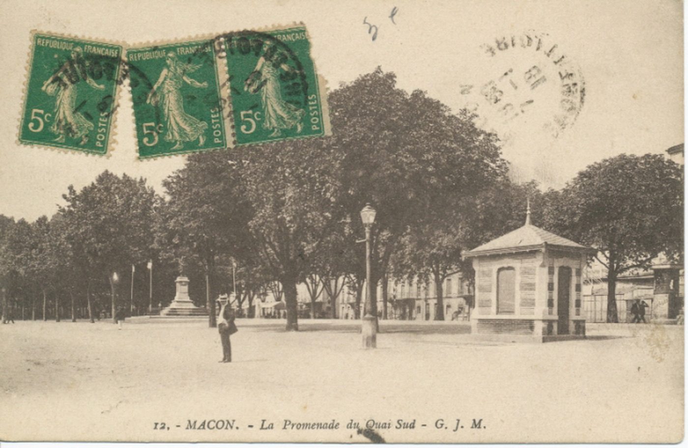 Mâcon. La promenade du quai sud.