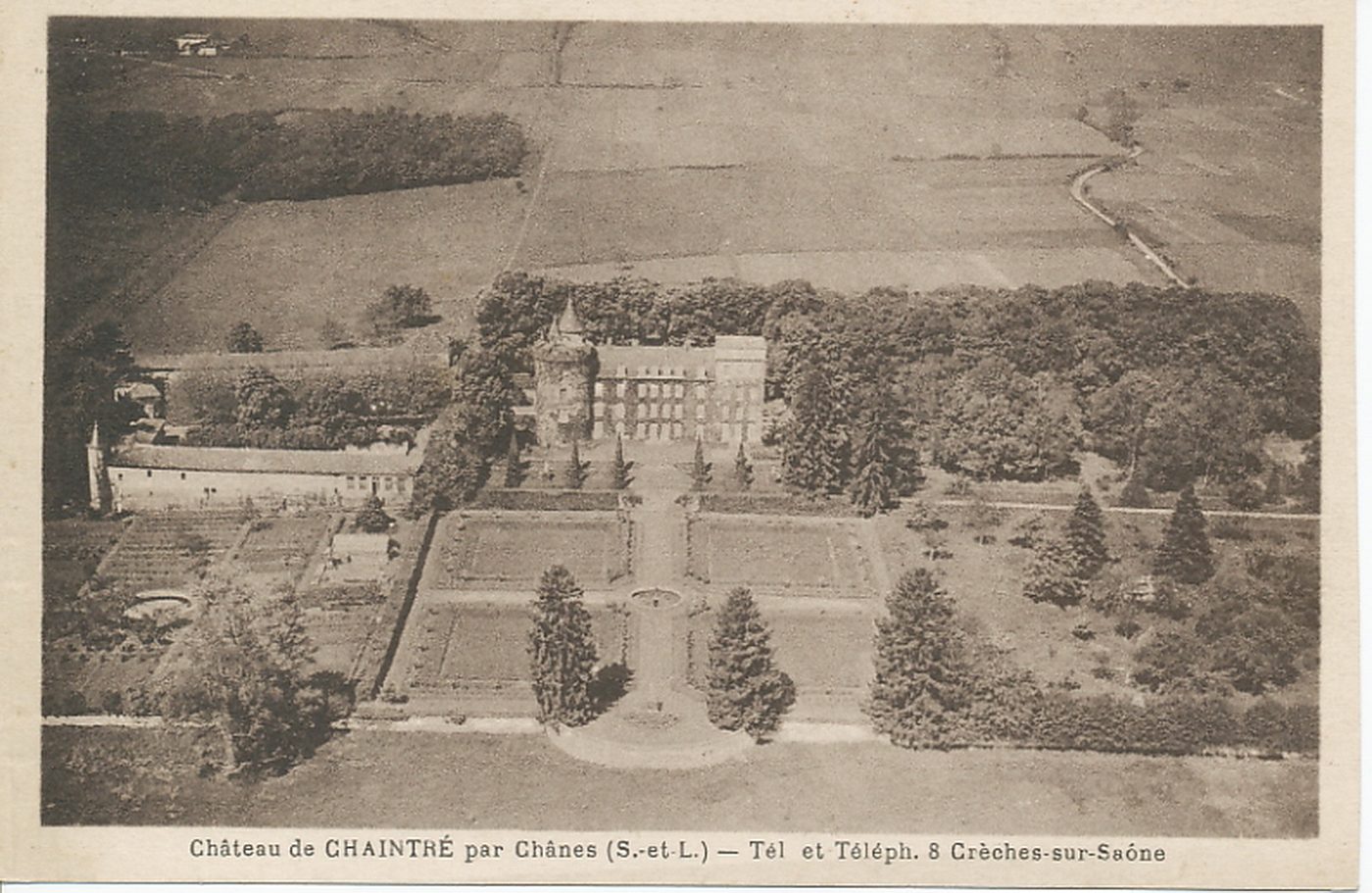 Château de Chaintré par Chânes. Tél. et téléph. 8, Crêches-sur-Saône.