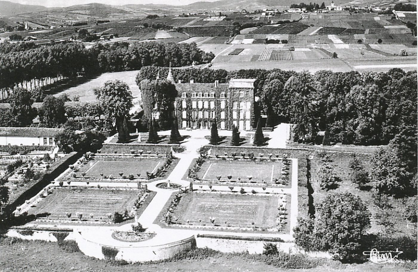 Château de Chaintré.