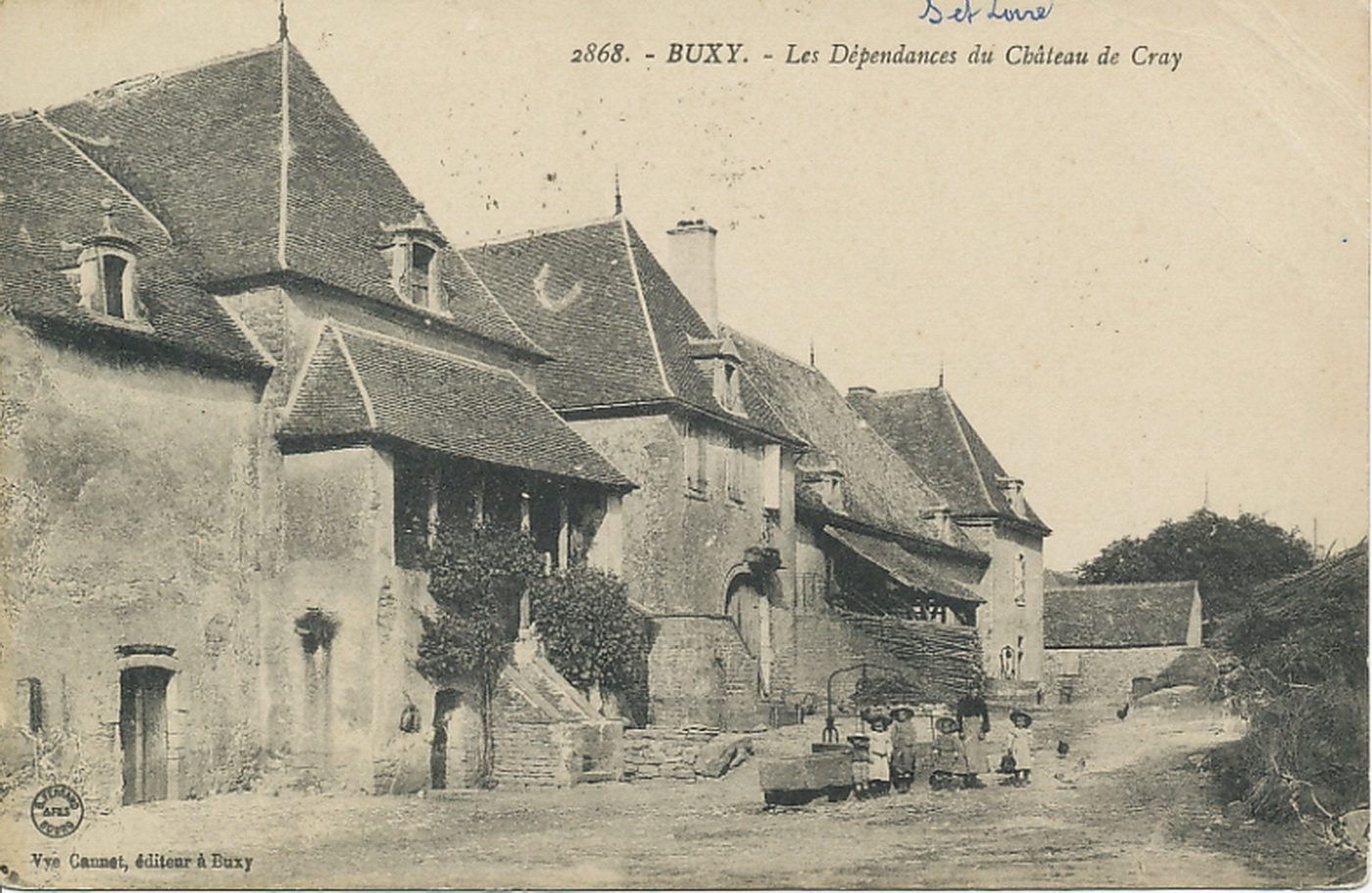 Buxy. Les dépendances du château de Cray.