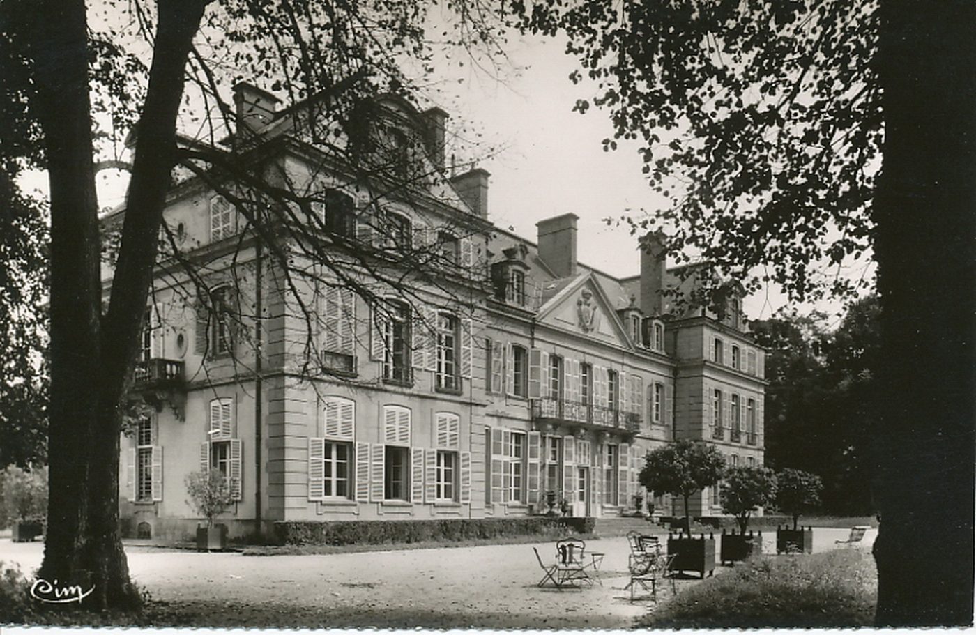 Génélard. Château de Croy.