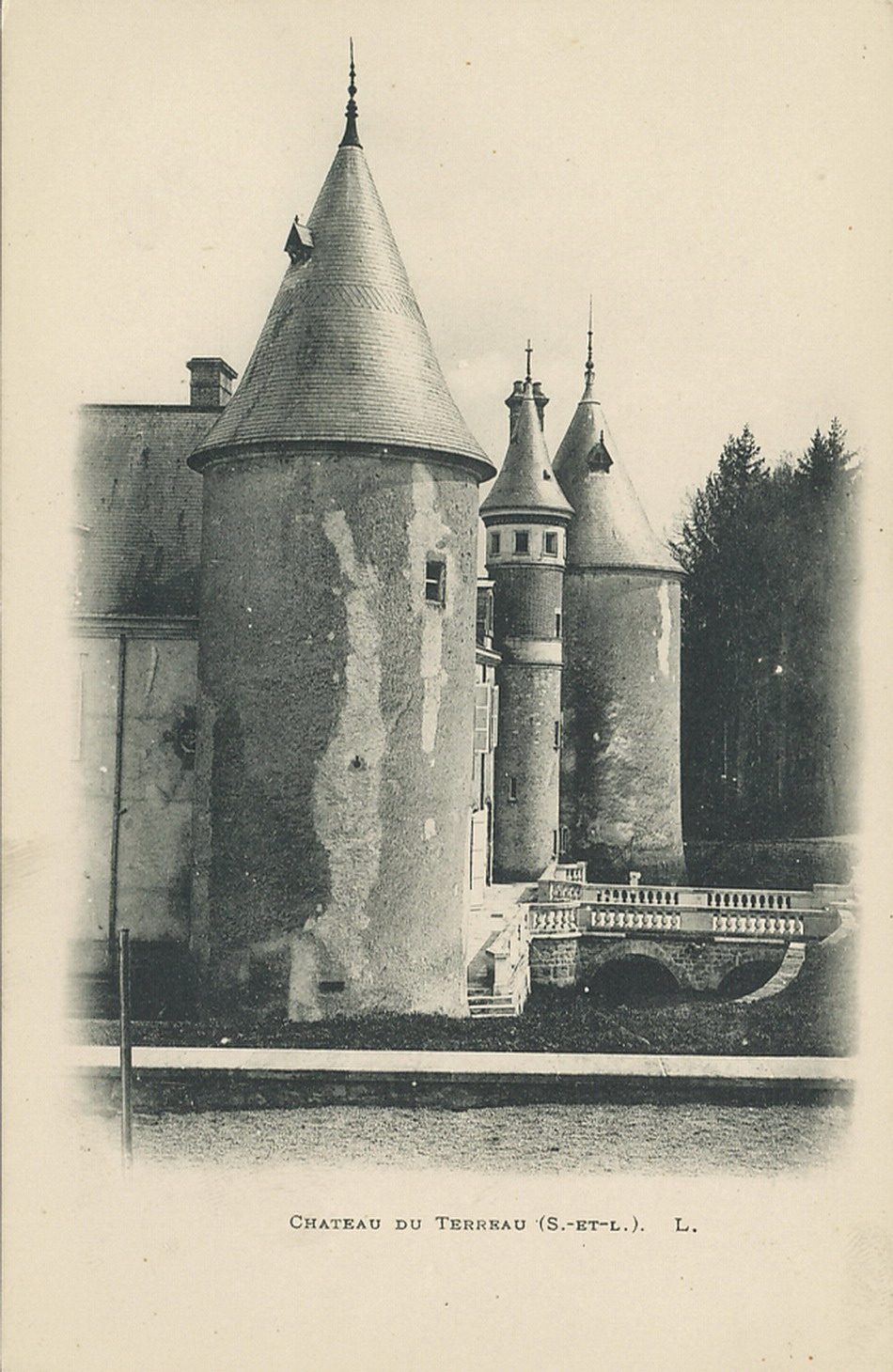 Château du Terreau.