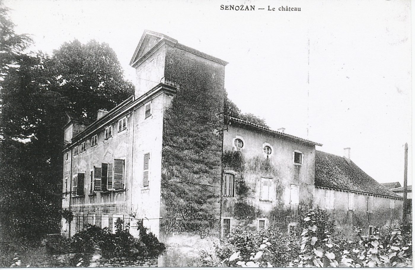 Senozan. Le château.
