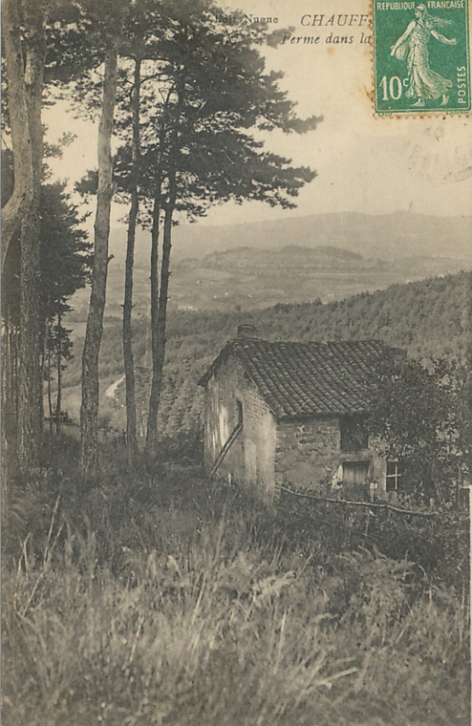 Chauffailles. Ferme dans la montagne.