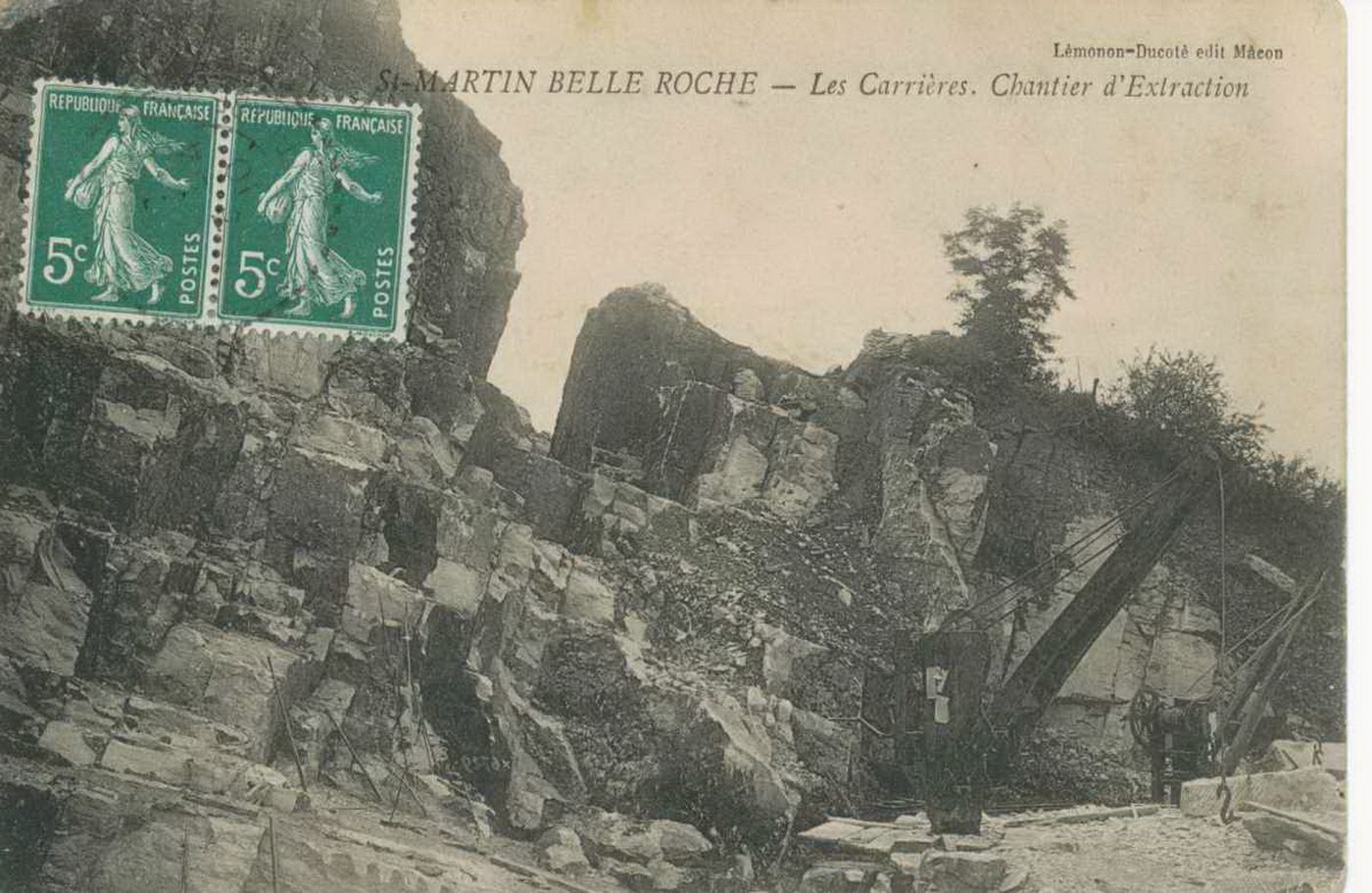 Saint-Martin-Belle-Roche. Les carrières. Chantier d'extraction.