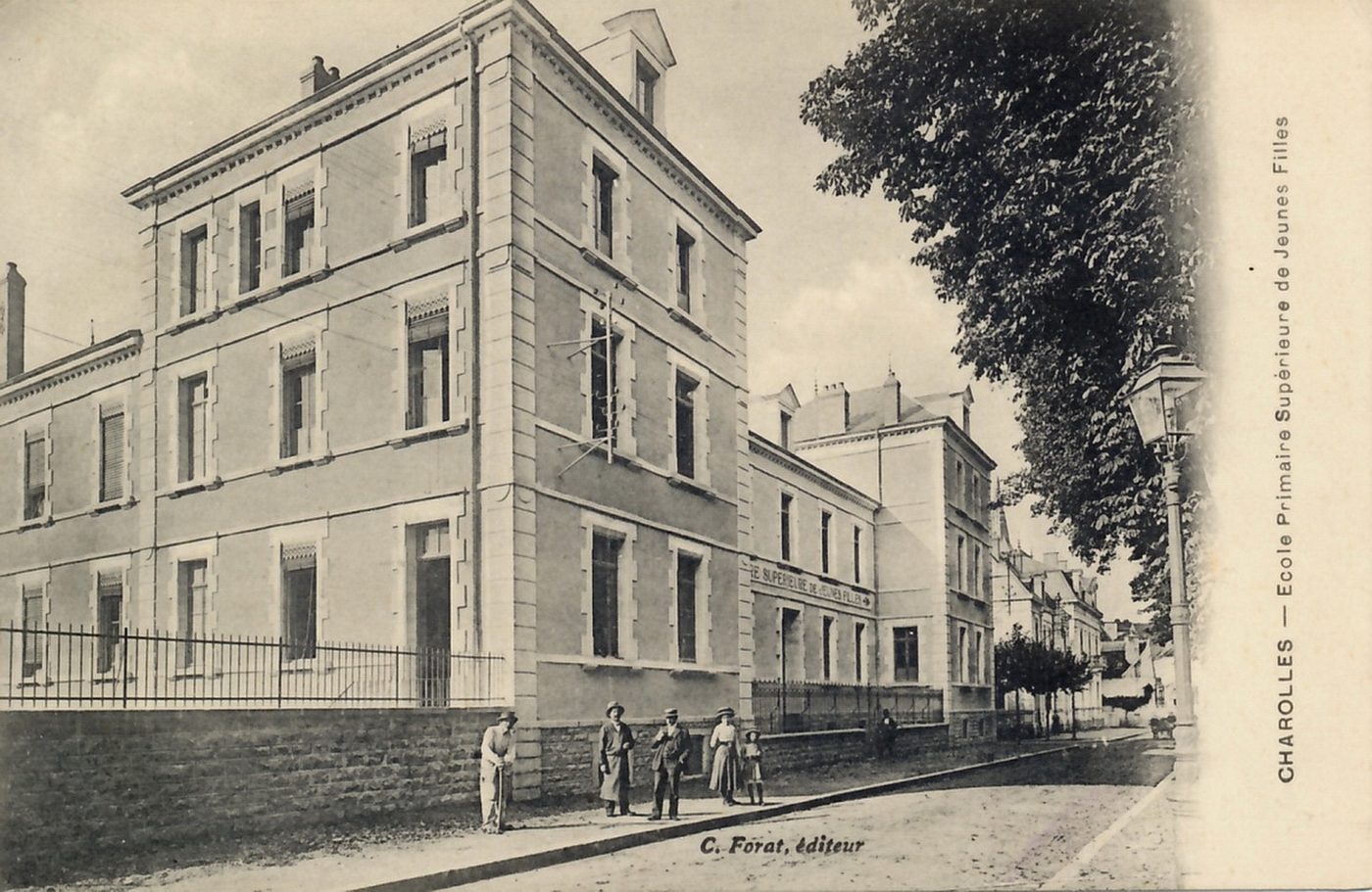 Charolles. Ecole primaire supérieure de jeunes filles.