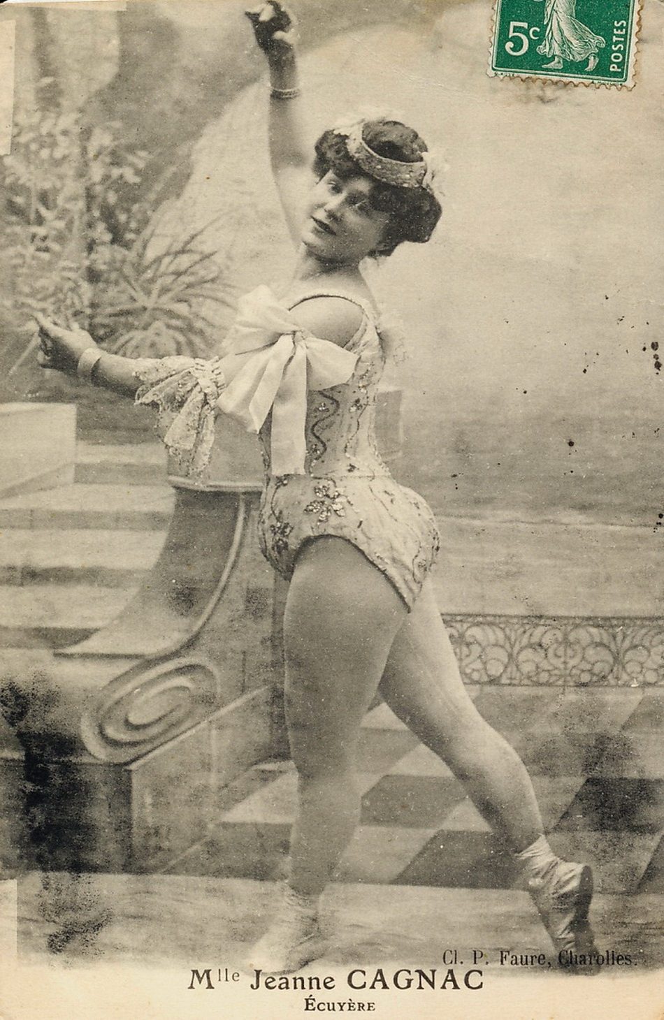 Mademoiselle Jeanne Cagnac. Ecuyère.