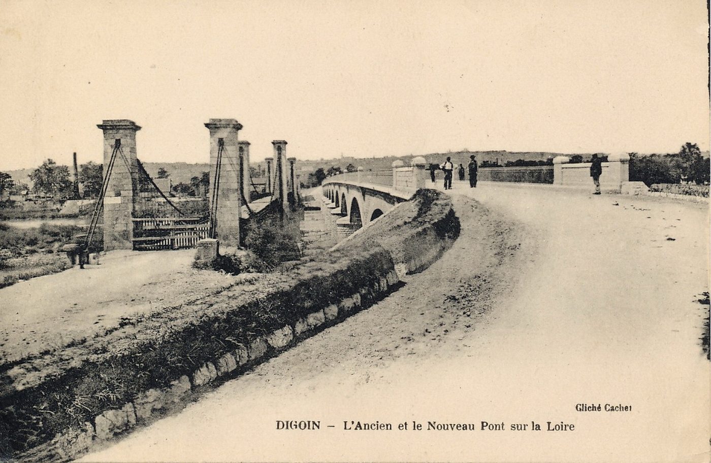 Digoin. L'ancien et le nouveau pont sur la Loire.