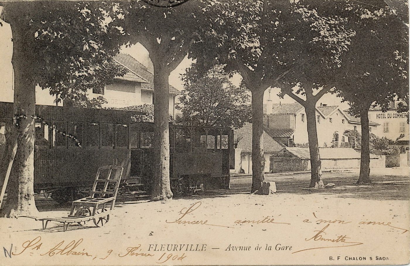 Fleurville. Avenue de la gare.