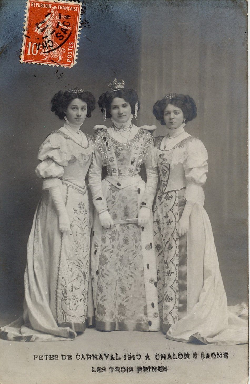 Fêtes de carnaval 1910 à Chalon-sur-Saône. Les trois reines.