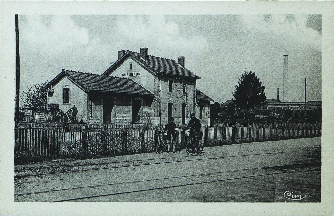 Gare de Gueugnon.