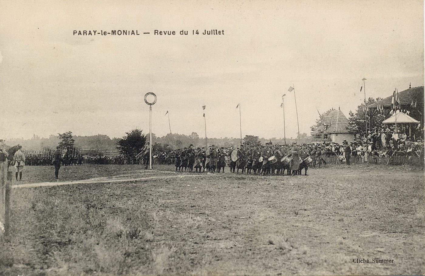 Paray-le-Monial. Revue du 14 juillet [1916].