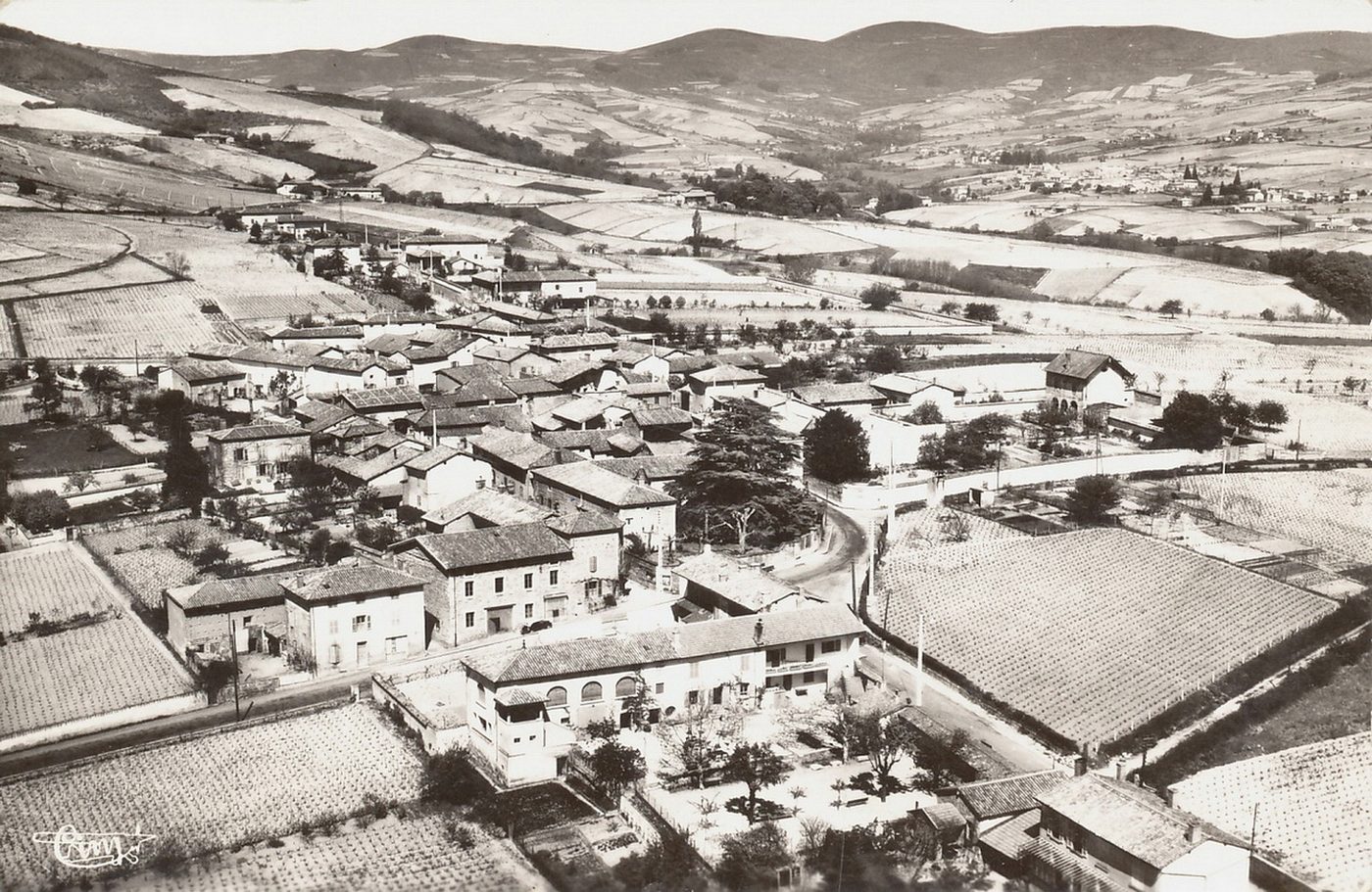 La Chapelle-de-Guinchay. Les Deschamps.