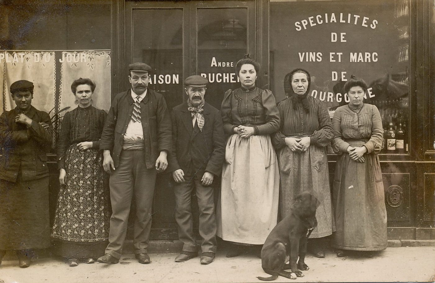 Magasin de spiritueux, spécialités de vins et marc de Bourgogne.