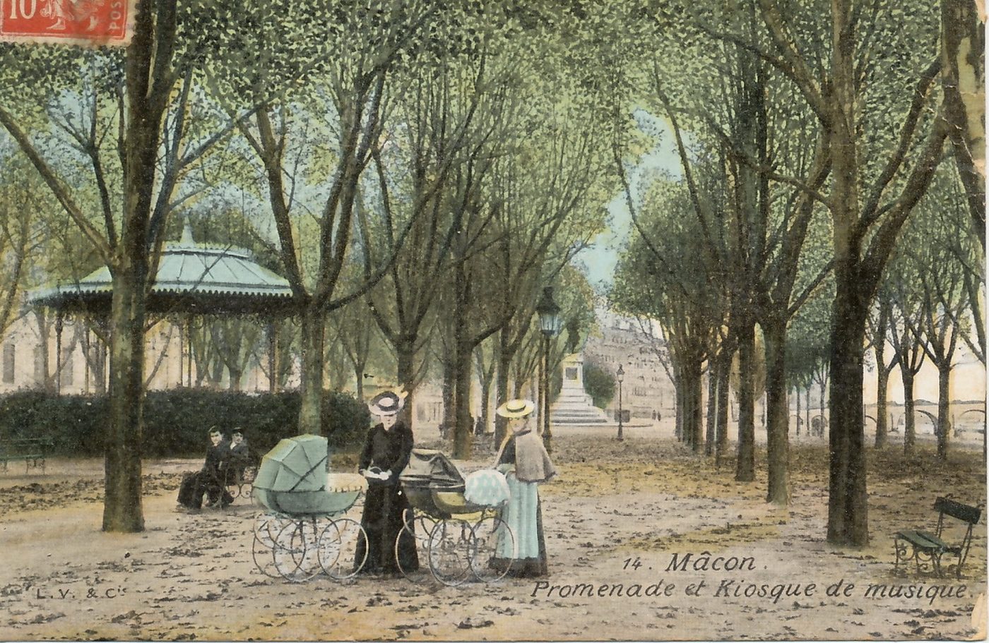 Mâcon. Promenade et kiosque à musique.