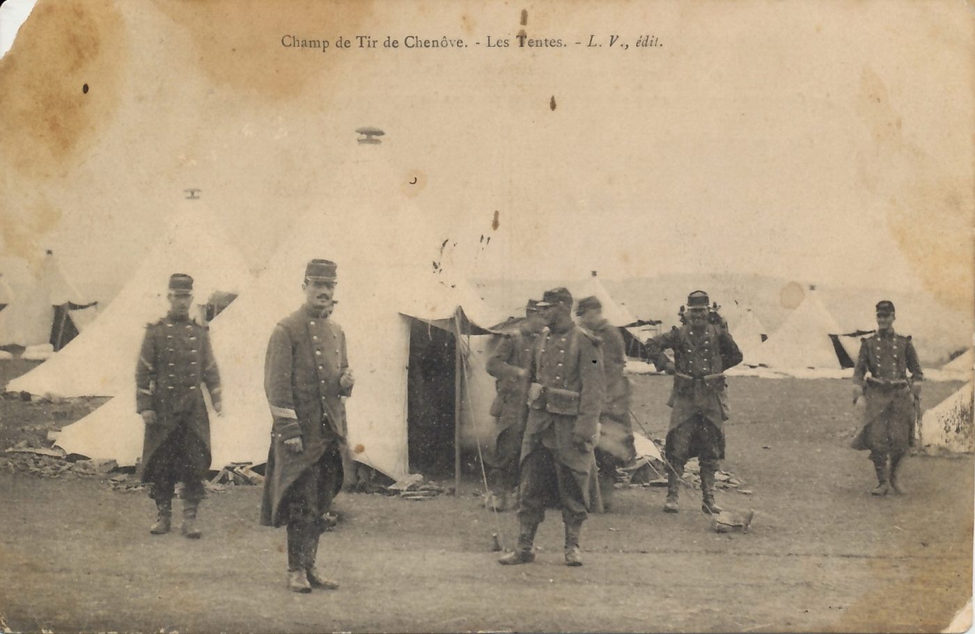 Champ de tir de Chenôves.- Les tentes.
