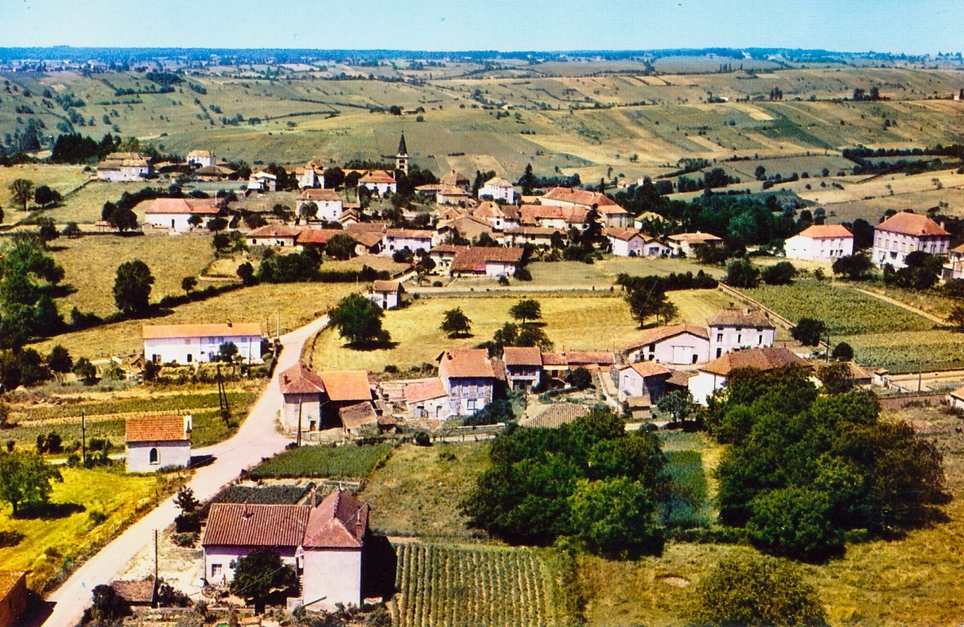Fleury-la-Montagne. Vue générale aérienne.