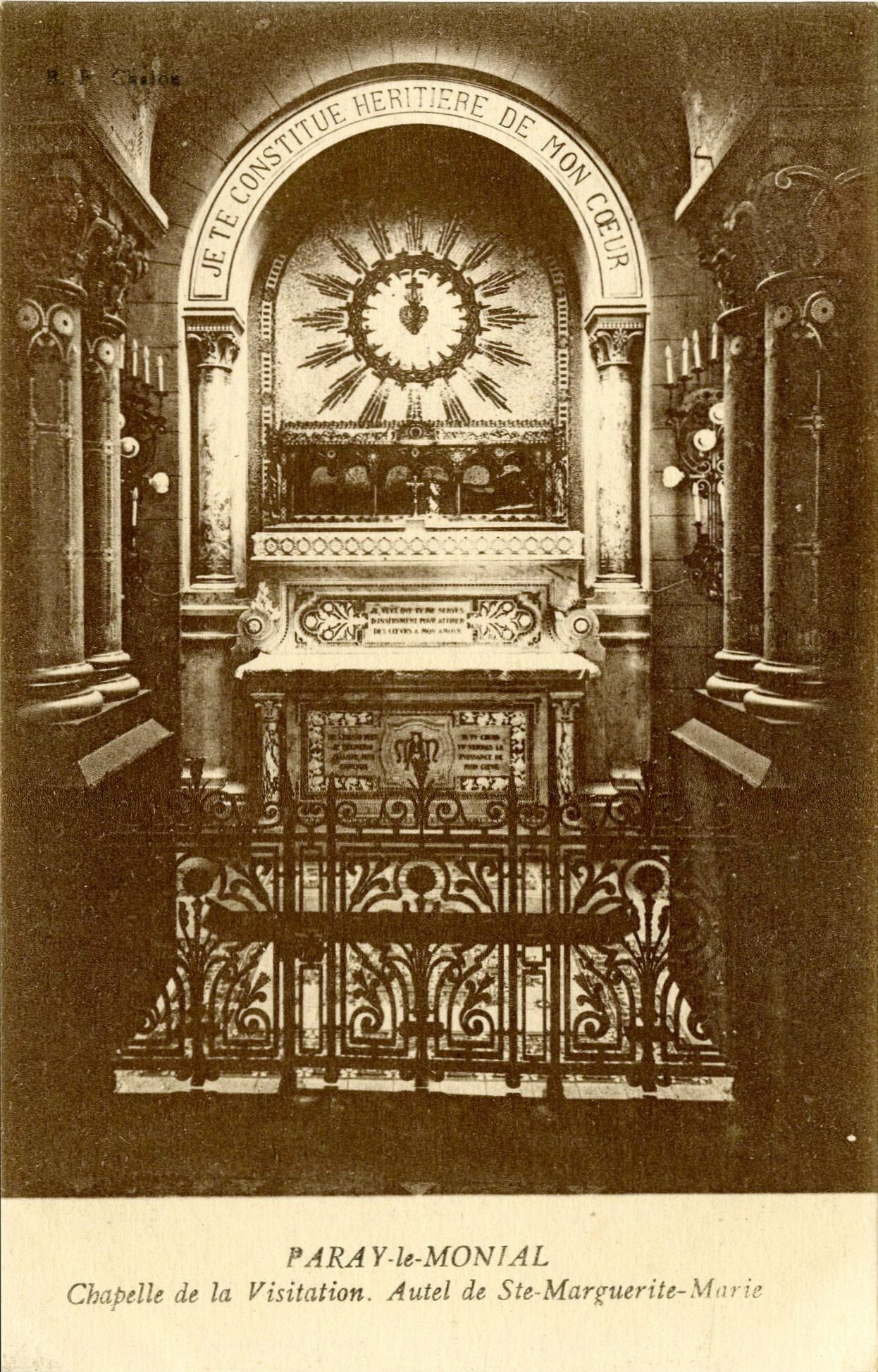 Paray-le-Monial. Chapelle de la Visitation, autel de sainte Marguerite-Marie.