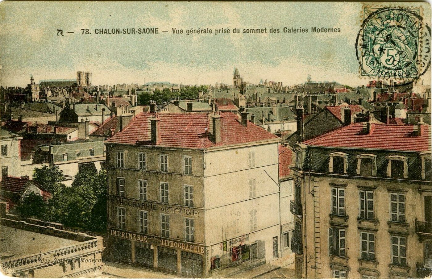 Chalon-sur-Saône. Vue générale prise du sommet des galeries modernes.