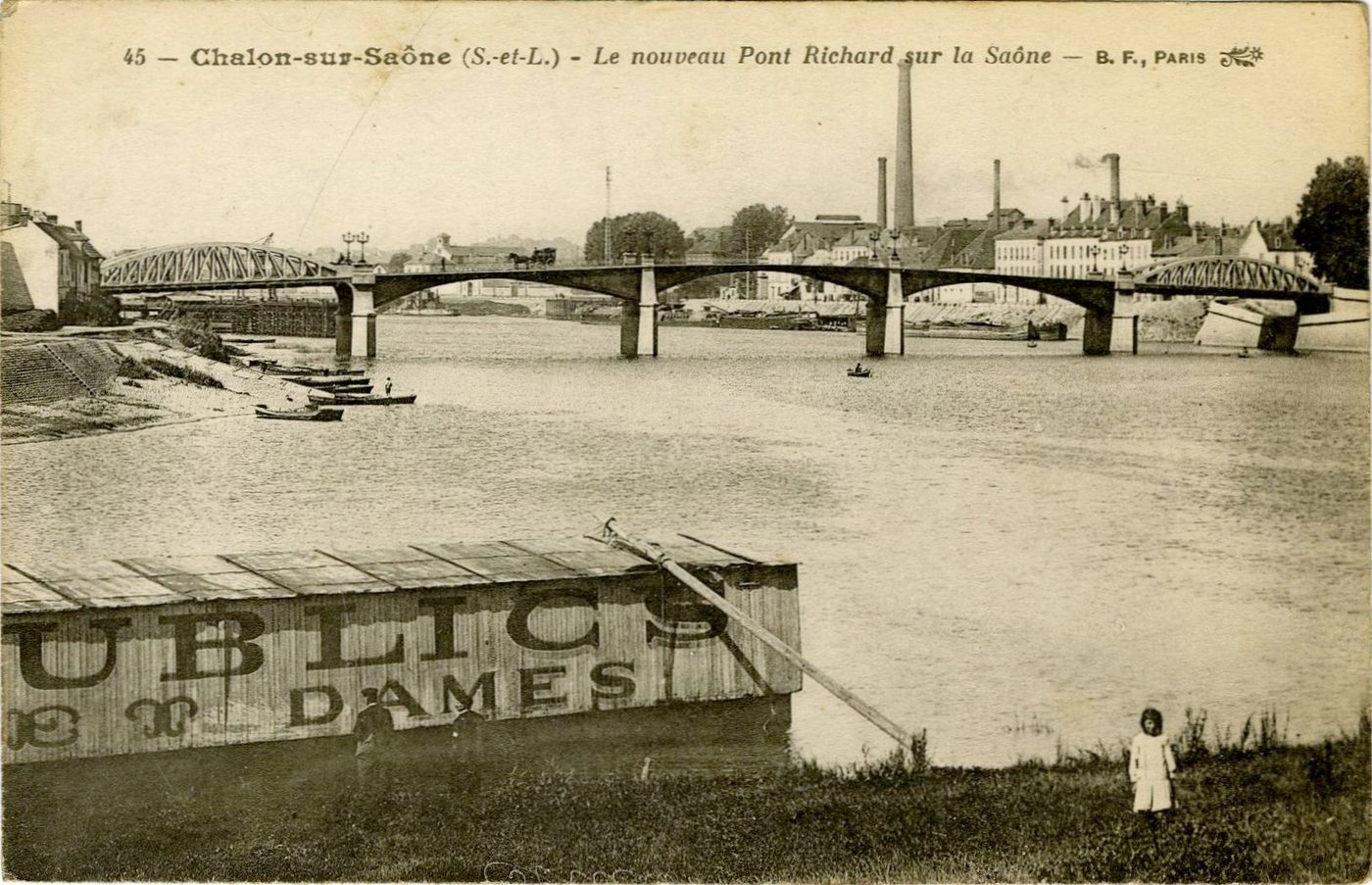 Chalon-sur-Saône. Le nouveau pont Richard sur la Saône.